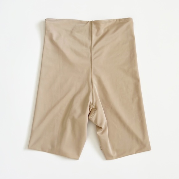 Spanx Top and Short - Picture 11 of 16